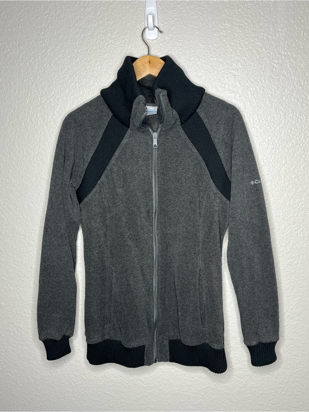 Columbia Women’s L Gray Fleece Full Zip Jacket Ribbed Funnel Collar Large